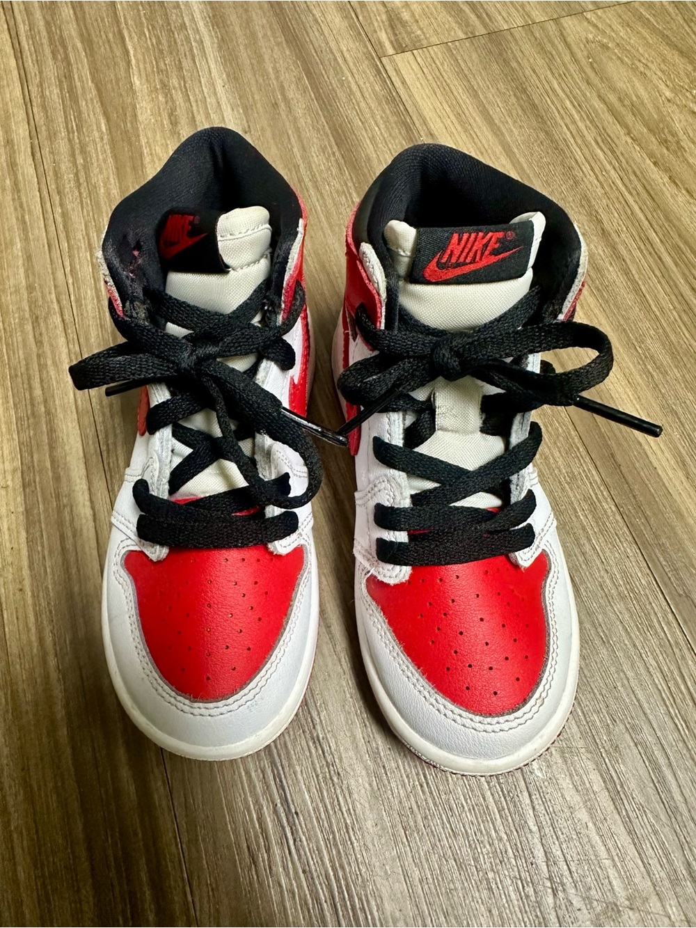 Nike Air Jordan 1 Retro High OG Heritage  size 9c